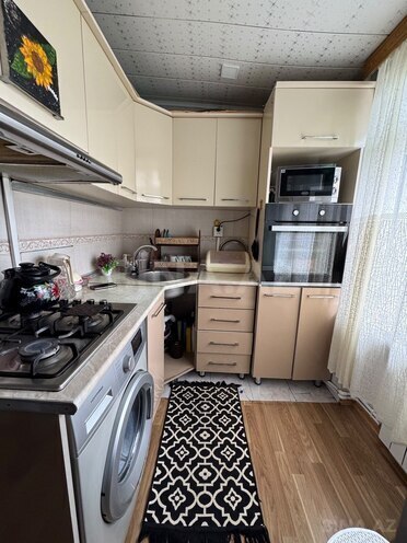 Satılır 2 otaqlı köhnə tikili 55 m², İnşaatçılar m., photo 6 from 9