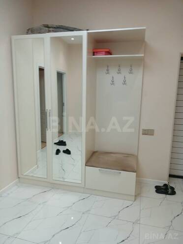 Сдается 2-комн. новостройка 70 м², м. Нефтчиляр, photo 13 from 15