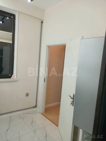 Сдается 2-комн. новостройка 70 м², м. Нефтчиляр, photo 11 from 15