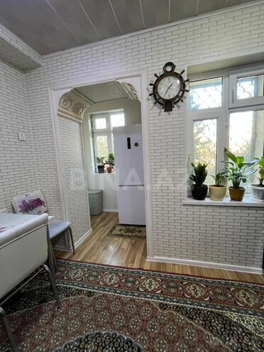 Satılır 4 otaqlı köhnə tikili 100 m², Xalqlar Dostluğu m., photo 19 from 23