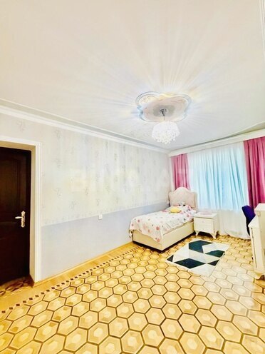 Продается 4-комн. вторичка 120 м², м. Элмляр Академиясы, photo 11 from 20