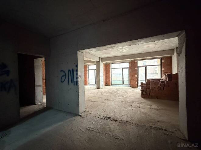 Продаётся 3-комн. новостройка 175 м², м. Низами, photo 8 from 10