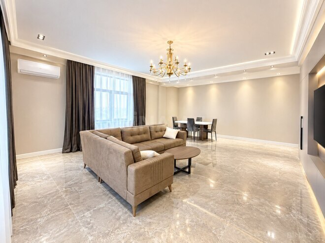 Сдаётся 3-комн. новостройка 140 м², м. Элмляр Академиясы, photo 1 from 32