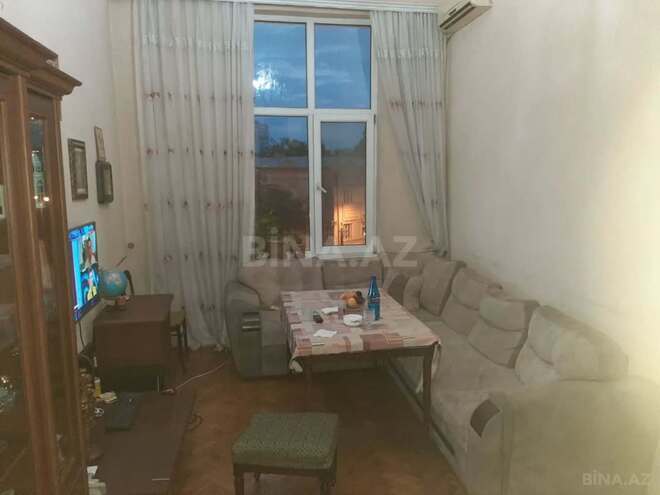 Продаётся 3-комн. вторичка 70 м², Насиминский  р., photo 3 from 17