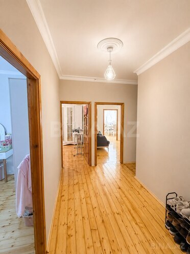 Продаётся 5-комн. вторичка 130 м², Хатаинский р., photo 18 from 22