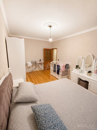 Продаётся 5-комн. вторичка 130 м², Хатаинский р., photo 13 from 22
