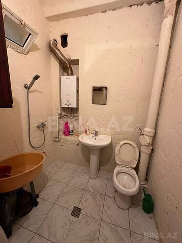 Продается 3-комн. вторичка 70 м², м. Нефтчиляр, photo 15 from 16