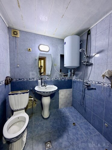 Продается 2-комн. вторичка 65 м², м. Кара Караев, photo 14 from 17