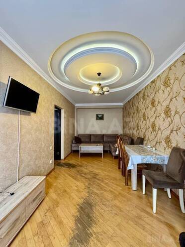 Сдаётся 2-комн. новостройка 47 м², м. Иншаатчылар, photo 1 from 8