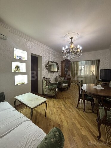 İcarəyə verilir 3 otaqlı köhnə tikili 70 m², Gənclik m., photo 1 from 8