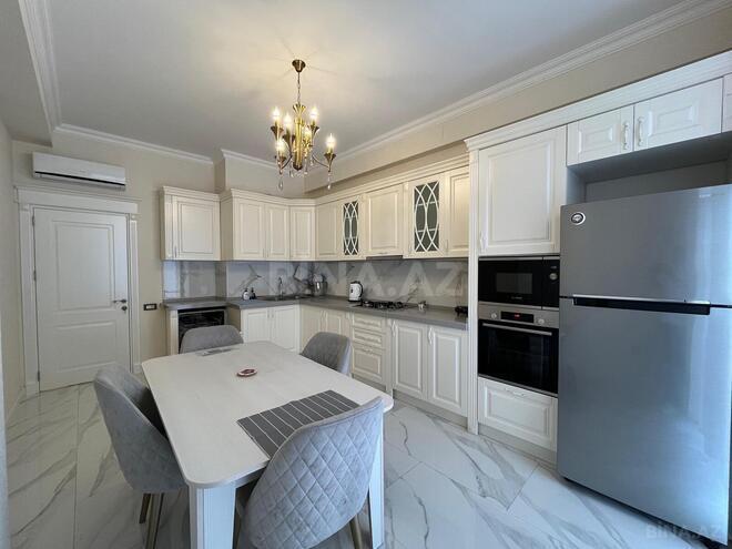 Сдаётся 3-комн. новостройка 110 м², м. Низами, photo 9 from 26