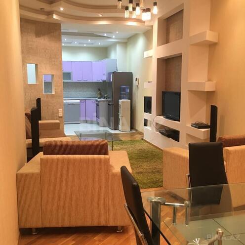 İcarəyə verilir 2 otaqlı yeni tikili 72 m², 28 May m., photo 4 from 16