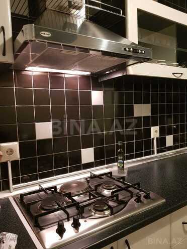 Продается 4-комн. вторичка 106 м², м. Низами, photo 13 from 32