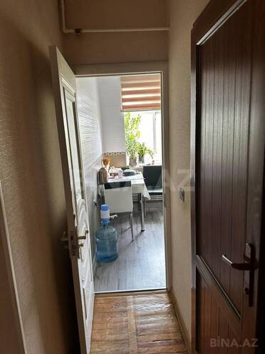 Satılır 4 otaqlı köhnə tikili 70 m², İnşaatçılar m., photo 8 from 13
