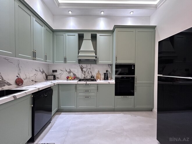İcarəyə verilir 3 otaqlı yeni tikili 130 m², İçəri Şəhər m., photo 1 from 30
