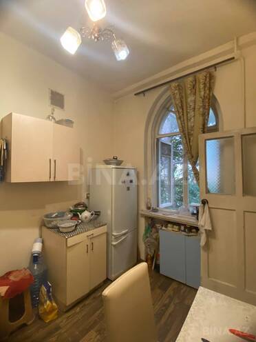 Satılır 2 otaqlı köhnə tikili 55 m², Bakıxanov q., photo 3 from 13