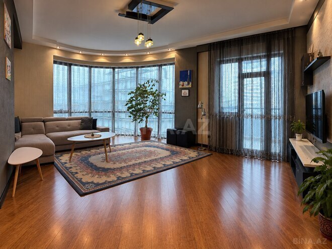 İcarəyə verilir 3 otaqlı yeni tikili 125 m², 28 May m., photo 3 from 14