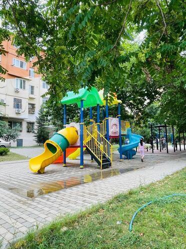 Satılır 2 otaqlı köhnə tikili 50 m², 20 Yanvar m., photo 17 from 18