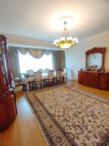 Продается 3-комн. новостройка 120 м², Насиминский  р., photo 1 from 22