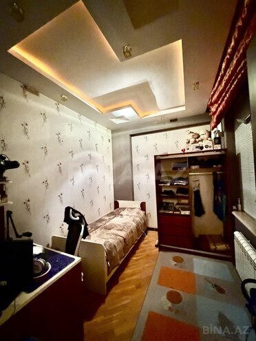 Продается 4-комн. новостройка 200 м², м. Низами, photo 10 from 19