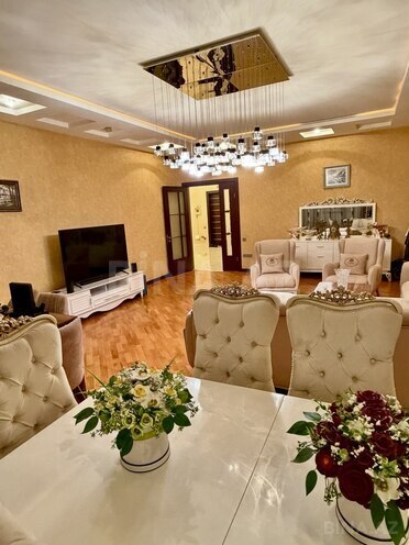 Продается 4-комн. новостройка 200 м², м. Низами, photo 5 from 19
