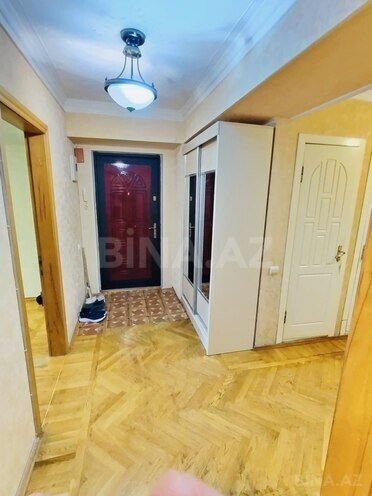 Satılır 3 otaqlı köhnə tikili 90 m², İnşaatçılar m., photo 6 from 12