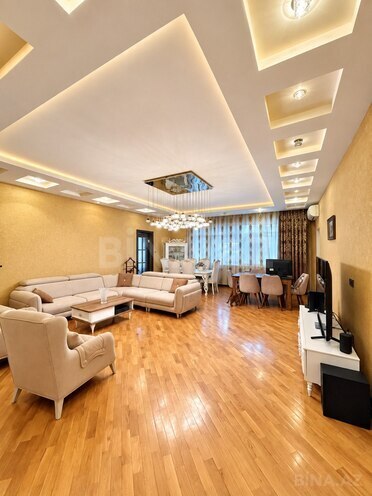 Satılır 4 otaqlı yeni tikili 200 m², Nəsimi r., photo 1 from 19