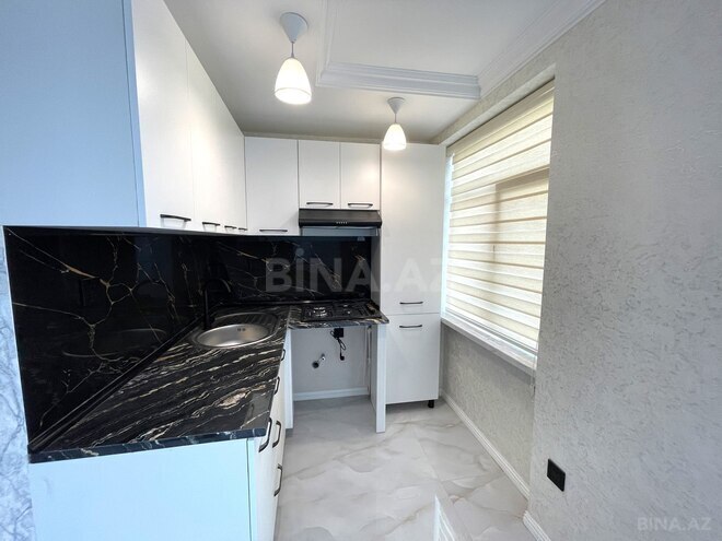 Satılır 3 otaqlı köhnə tikili 50 m², Elmlər Akademiyası m., photo 1 from 15