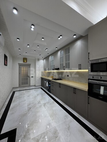 Продается 3-комн. новостройка 130 м², м. Кара Караев, photo 3 from 14