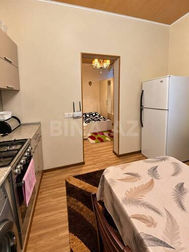 Сдаётся 2-комн. вторичка 40 м², м. Ичеришехер, photo 5 from 8