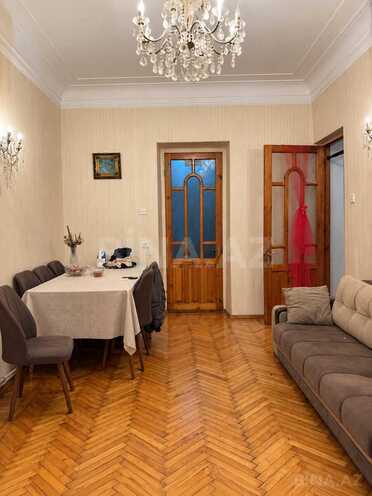 Satılır 3 otaqlı köhnə tikili 70 m², İçəri Şəhər m., photo 5 from 9