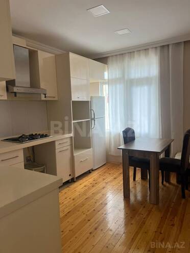 Сдаётся 2-комн. вторичка 60 м², м. Иншаатчылар, photo 5 from 13