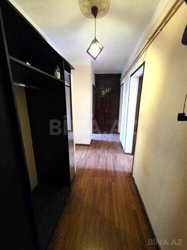 İcarəyə verilir 3 otaqlı köhnə tikili 72 m², Qara Qarayev m., photo 11 from 18