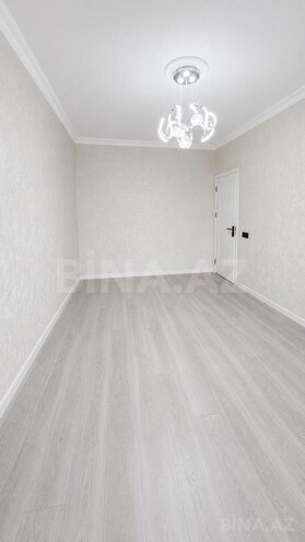 Продаётся 2-комн. вторичка 65 м², м. Ази Асланов, photo 3 from 11
