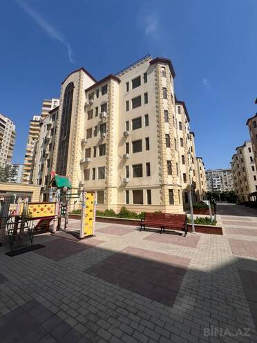 Продаётся 3-комн. новостройка 137 м², Хатаинский р., photo 1 from 15