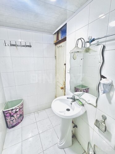 Satılır 3 otaqlı köhnə tikili 55 m², Yasamal r., photo 13 from 16