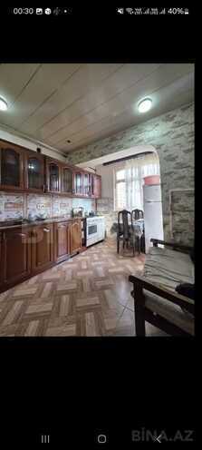 Satılır 5 otaqlı köhnə tikili 120 m², Yasamal r., photo 1 from 17