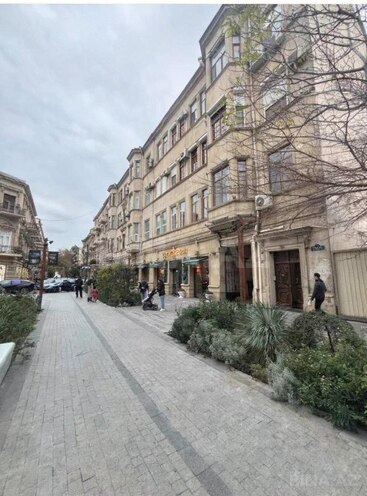 Satılır 1 otaqlı köhnə tikili 55 m², Sahil m., photo 8 from 10