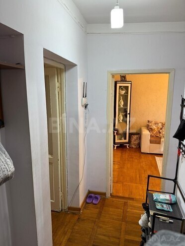 Продаётся 3-комн. вторичка 75 м², м. Кара Караев, photo 9 from 11