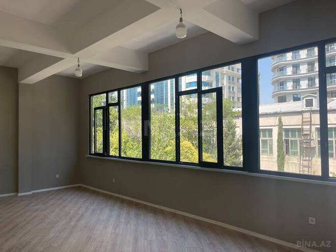 Сдаётся 3-комн. офис 130 м², Насиминский  р., photo 1 from 6