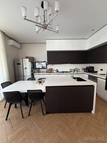 Продается 8-комн. дом/дача 400 м², пос. Бадамдар, photo 13 from 17