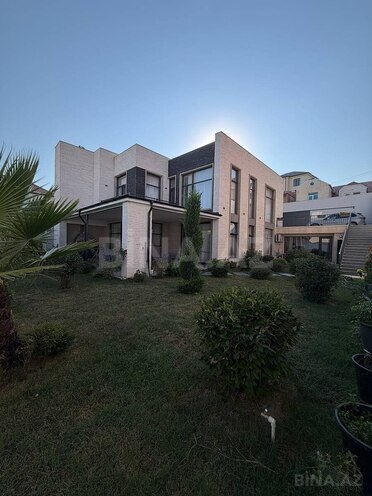 Продается 8-комн. дом/дача 400 м², пос. Бадамдар, photo 1 from 17