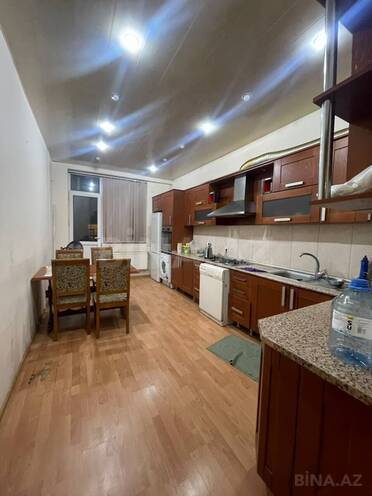 Продаётся 4-комн. новостройка 205 м², м. Низами, photo 6 from 10