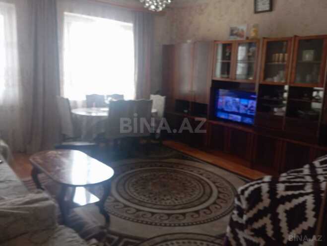 Satılır 2 otaqlı köhnə tikili 52 m², 28 May m., photo 1 from 10