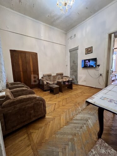Продается 2-комн. вторичка 60 м², м. Сахил, photo 6 from 9