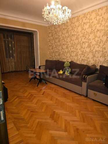 Сдается 3-комн. вторичка 80 м², м. Низами, photo 12 from 13
