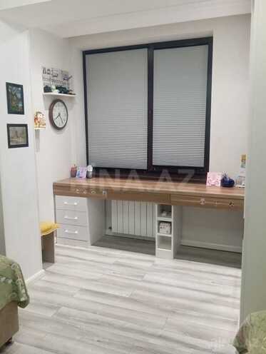 Продается 3-комн. вторичка 70 м², Ясамальский р., photo 1 from 14
