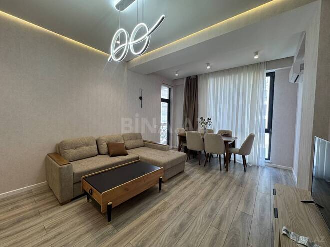 Сдается 3-комн. новостройка 95 м², м. Гянджлик, photo 1 from 11