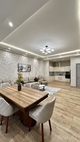 İcarəyə verilir 2 otaqlı yeni tikili 91 m², 28 May m., photo 4 from 17