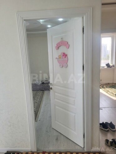 Продается 3-комн. вторичка 55 м², м. Нефтчиляр, photo 7 from 10
